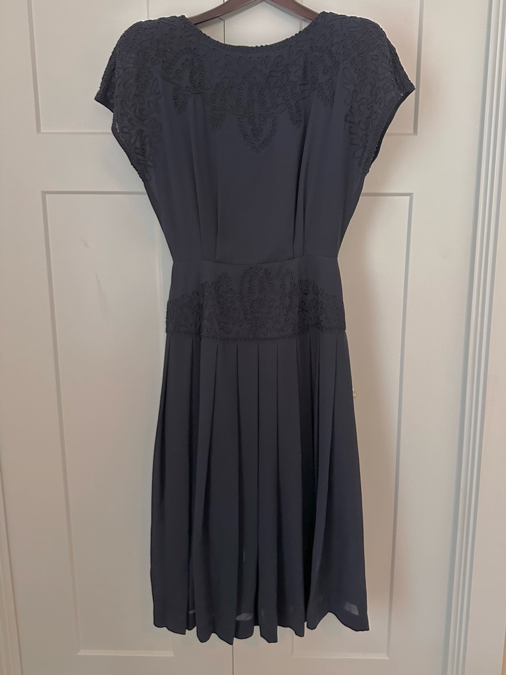 Stunning Navy‎ Marie St. Claire Cap-Sleeve Lace Waist Dress MOB 8